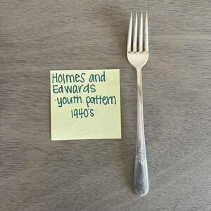 Holmes & Edwards Inlaid‎ Youth Pattern 1940s Silverplate Fork Flatware
